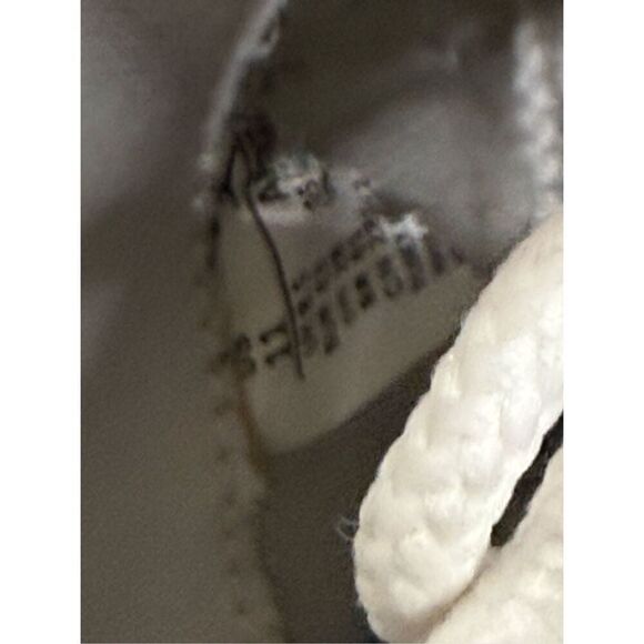 Size 11 women’s - Nike Air Jordan 11 Retro White Metallic Silver Glitter Sneake - Picture 8 of 9